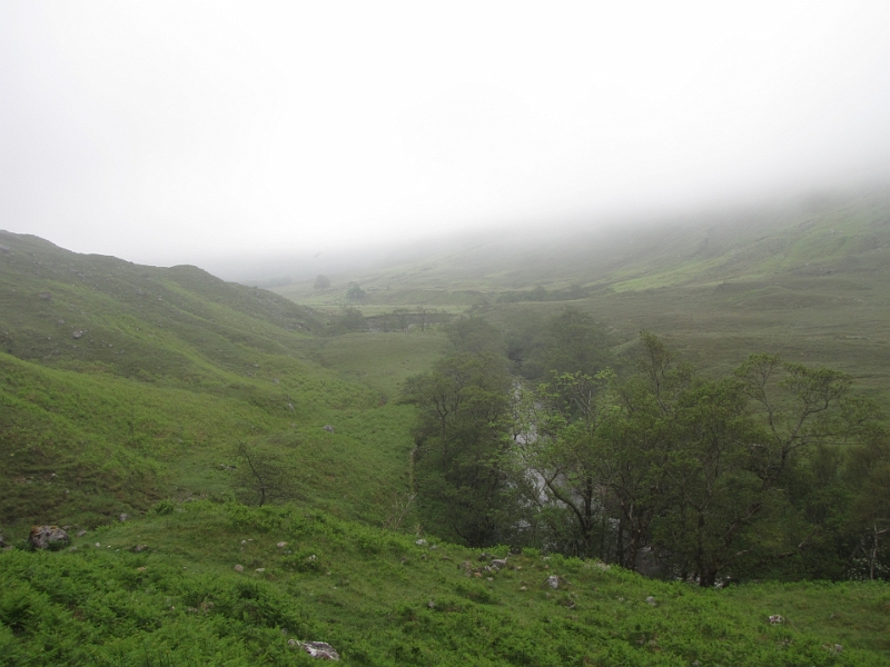 IMG_1107.JPG - Morgennebel im Glen Elchaig